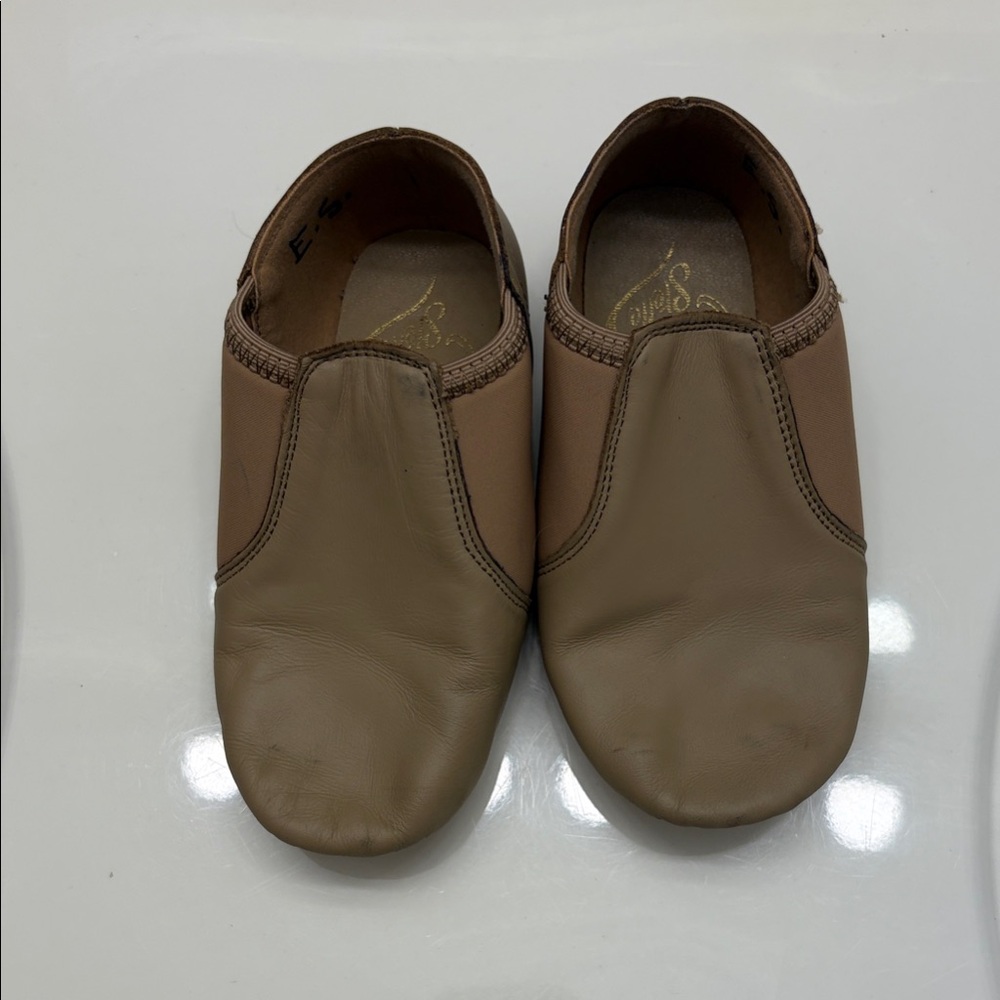 Girls slip on Jazz Dance Shoes Size 11